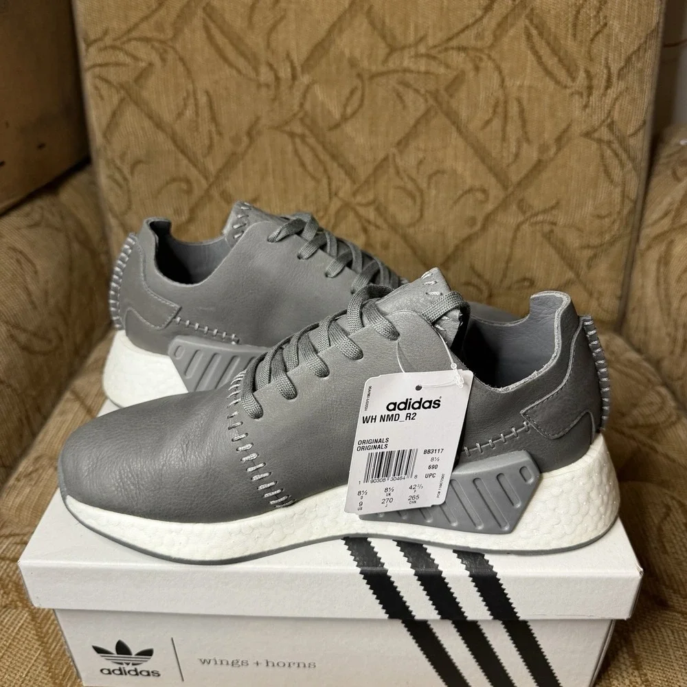 Adidas Men Wings + Horns NMD R2 Gray Leather Sneaker Athletic Shoe Sz 9 BB3117